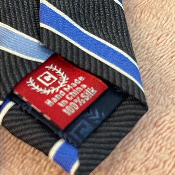 Chaps Black and Blue Diagonal Striped Tie - Picture 8 of 8